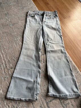 American Eagle Outfitters Light Wash Flare Jeans